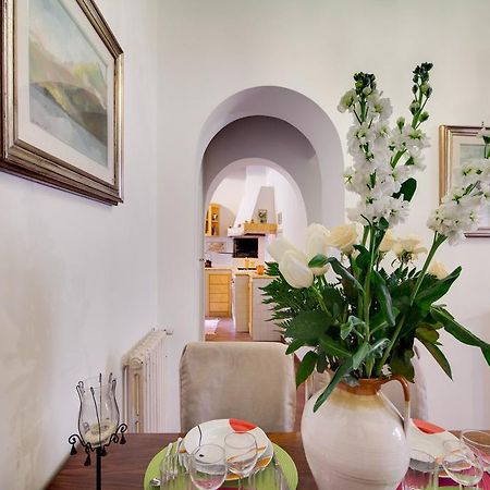 Stunning Pantheon Apartment Rome Room photo