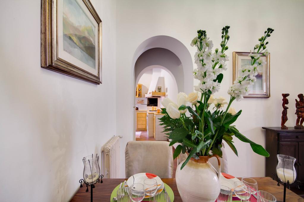 Stunning Pantheon Apartment Rome Room photo