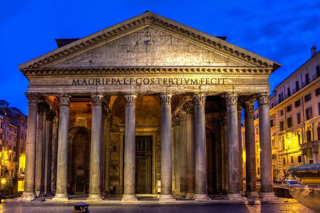 Stunning Pantheon Apartment Rome Exterior photo